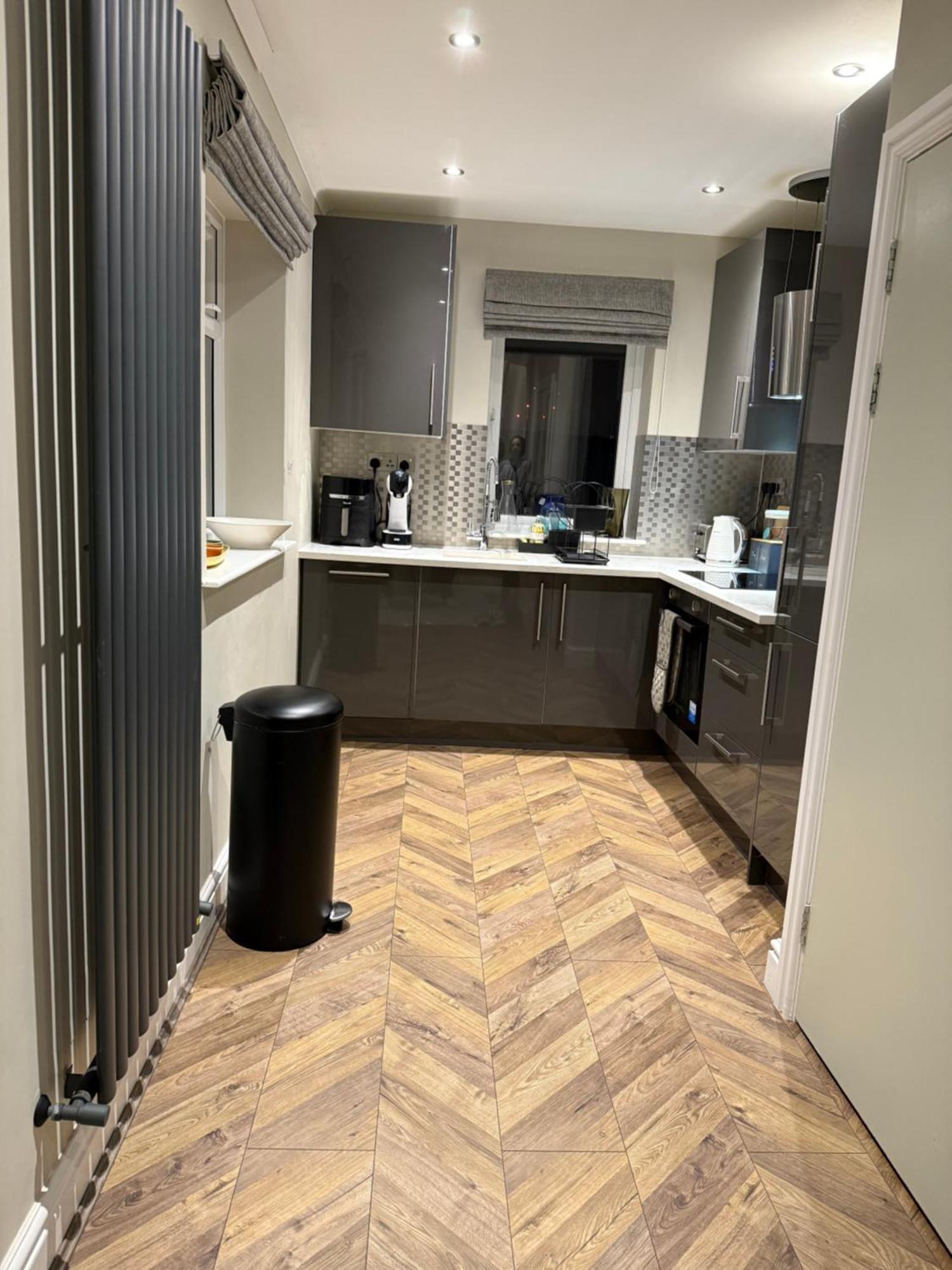 Stylish 1 Bed Flat In Fulham